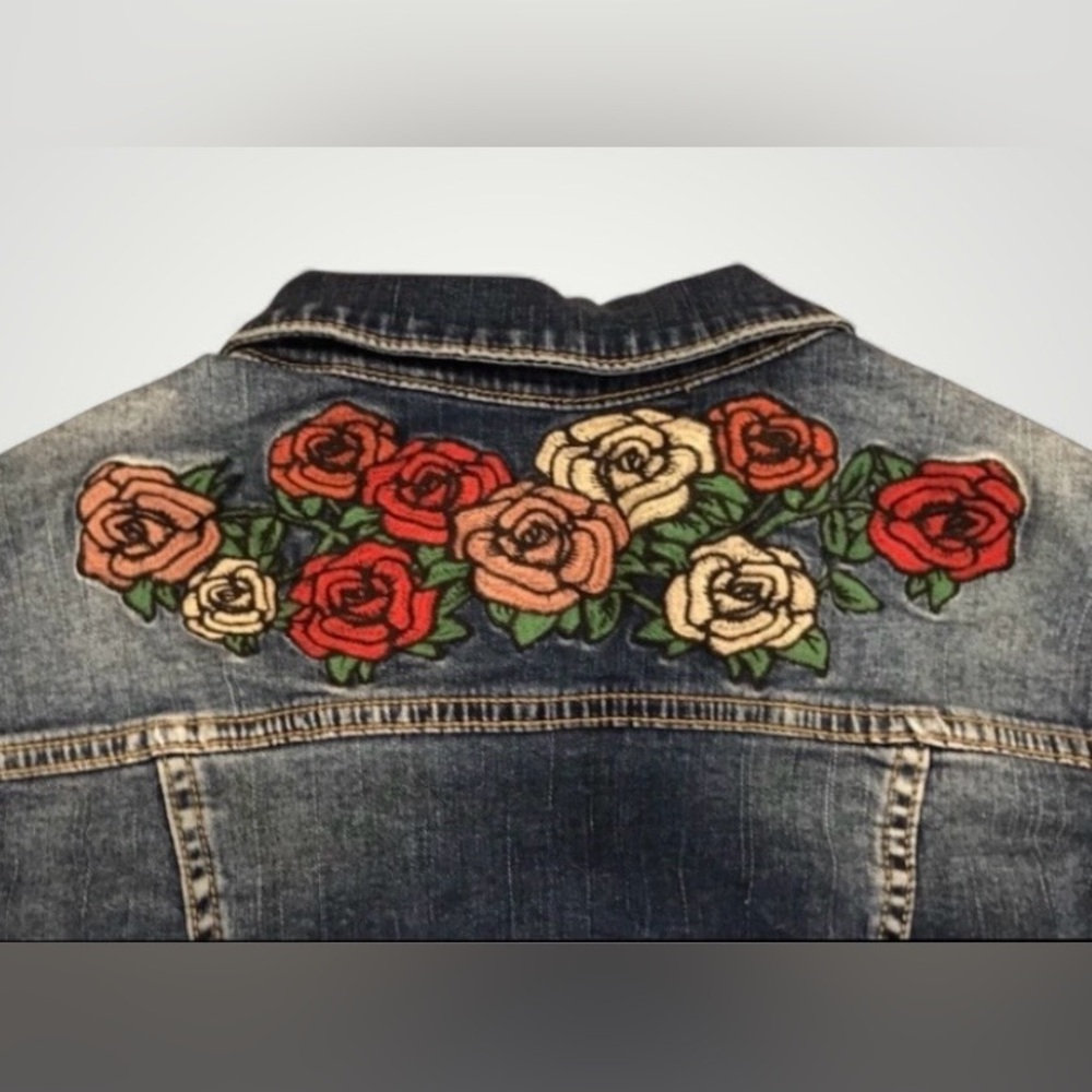 LuLaRoe Harvey Floral Embroidered Rose Denim Jacket Dark Wash NWT Medium - Picture 9 of 11